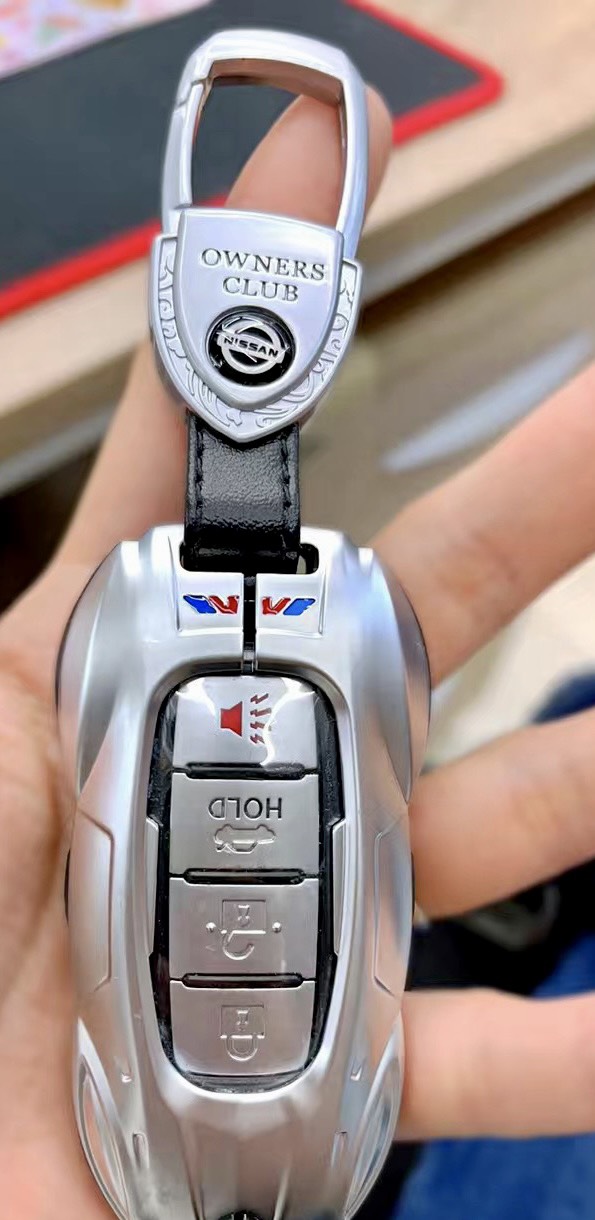 Ốp chìa khóa Kim Loại hình Siêu Xe ô tô NISSAN