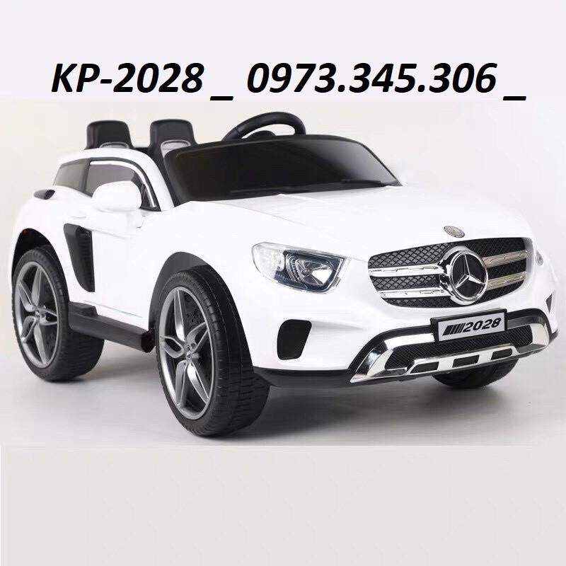 Ô tô xe điện trẻ em BABY KID MERCEDES KP-2028 đồ chơi vận động cho bé 2 chỗ 4 động cơ (Đỏ-Trắng)