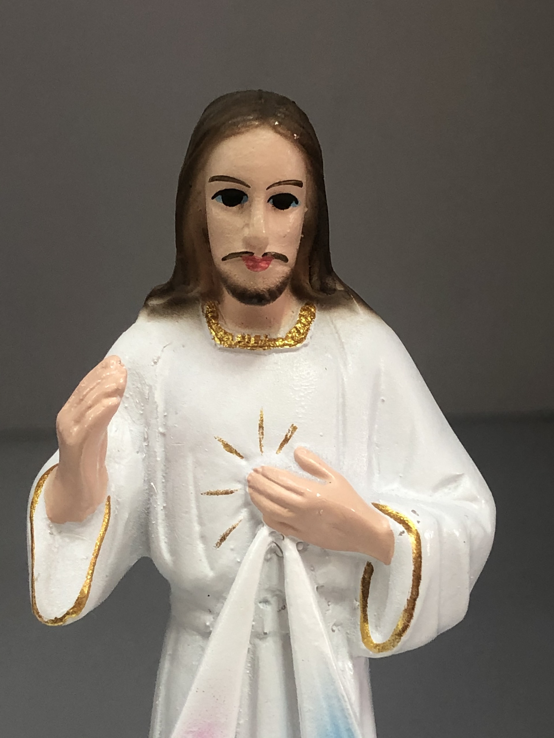 Tượng Chúa JESUS để Ô Tô cao 15cm BH310