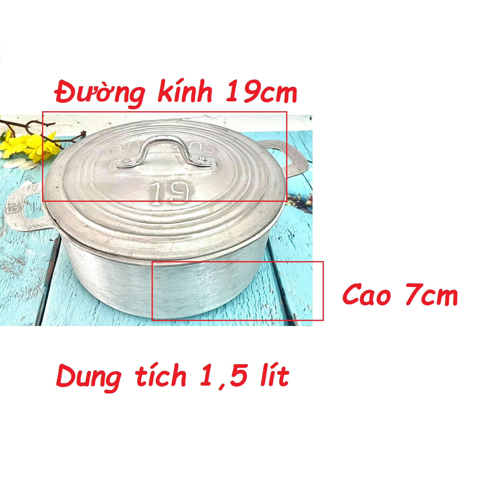 Nồi Gang đúc NGUYÊN KHỐI nấu CƠM SIÊU NGON - Size 19. Dụng cụ nhà bếp được gò THỦ CÔNG đậm chất TRUYỀN THỐNG. Chuyên phục vụ GIA ĐÌNH, NHÀ HÀNG ĐẲNG CẤP