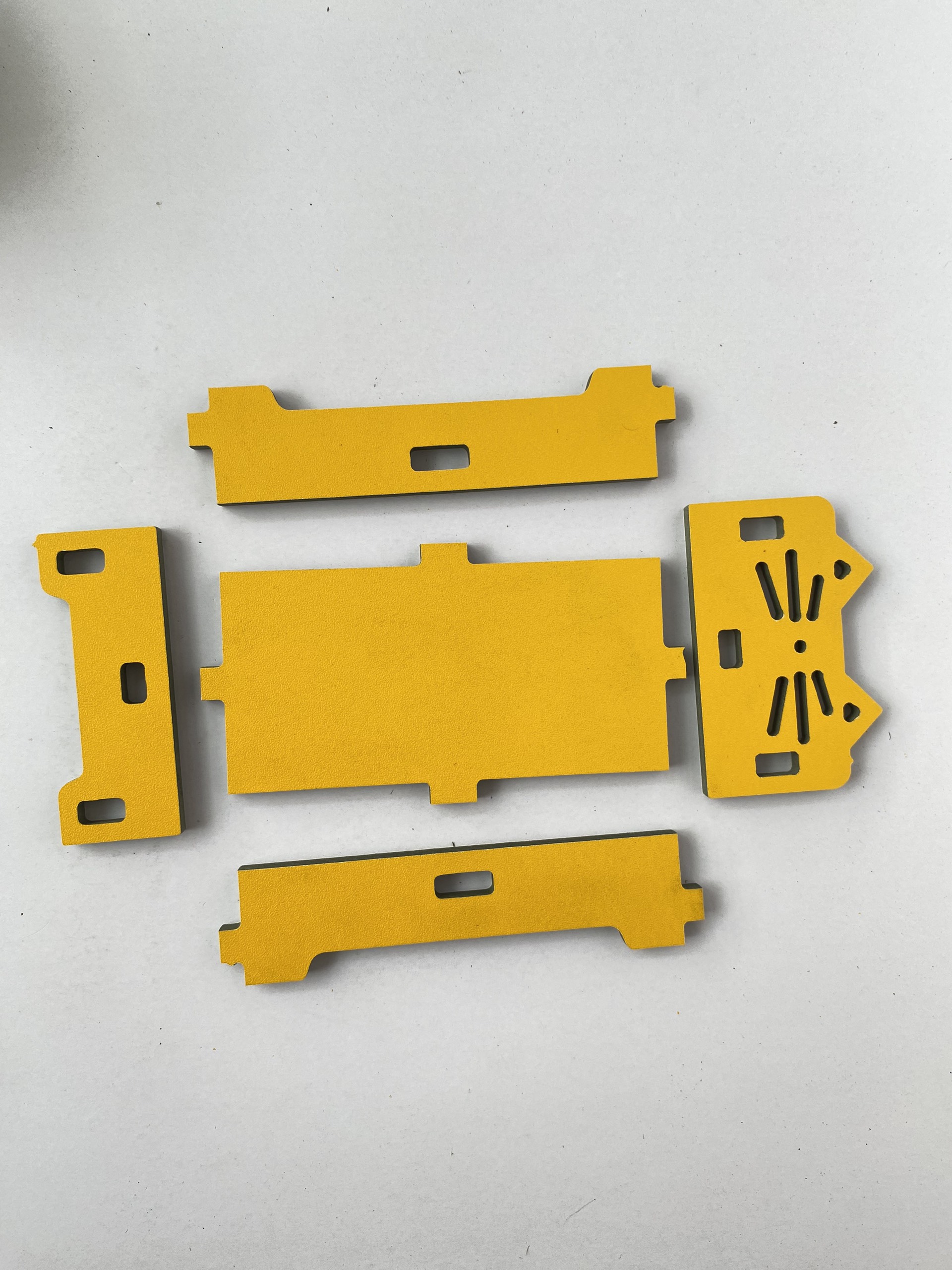 MO207H- Giường Ngủ Miumiu Gỗ Công Nghiệp Màu Vàng- Nhà Ngủ Cho Hamster – MadebyNobipet