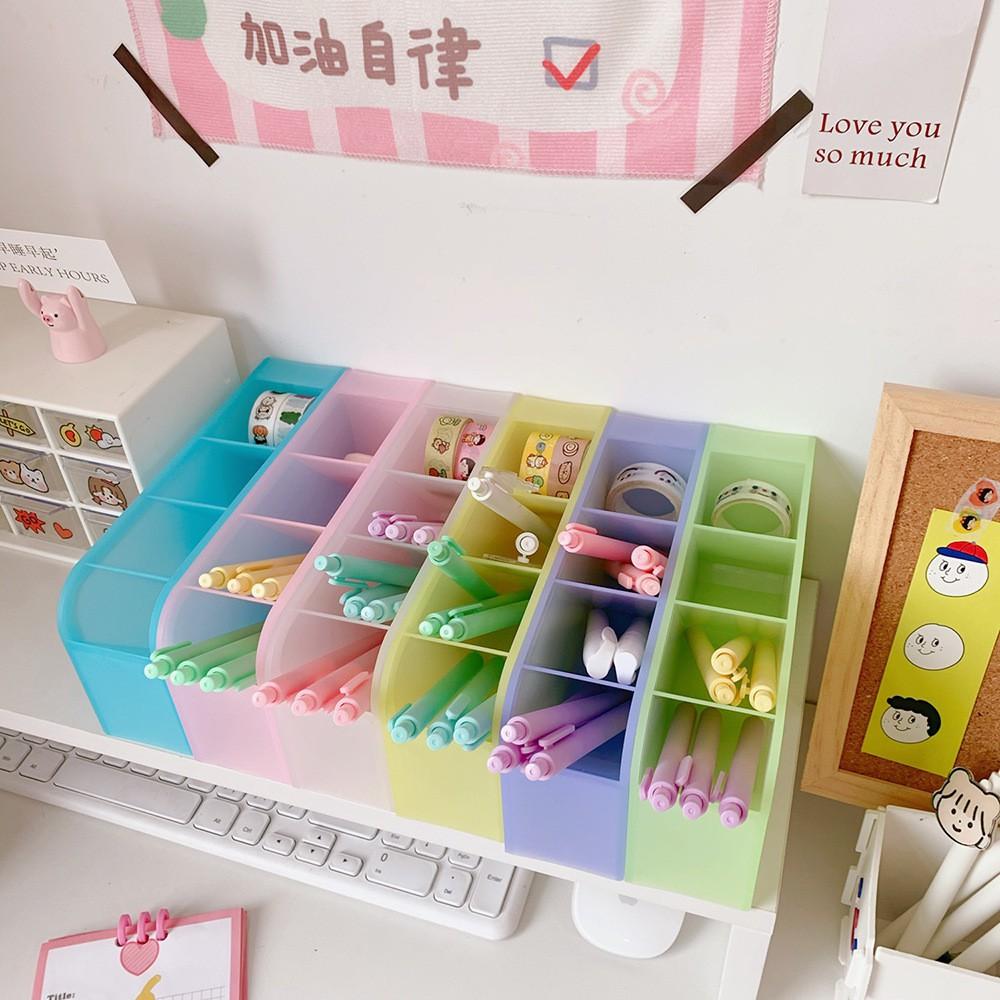 Hộp Đựng Bút 4 Ngăn Trong Suốt Để Bàn Tiện Dụng Nhiều Màu