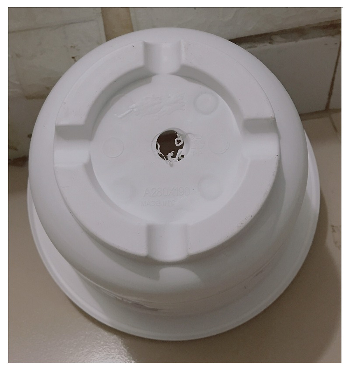 Combo 10 Chậu Nhựa Bốn Mùa Hình Tròn Màu Trắng Mã A280- KT 25x25x17