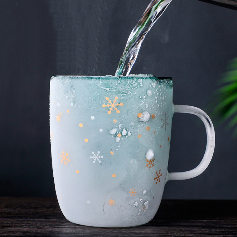 Ly thủy tinh giáng sinh chịu nhiệt Borosilicate 2 lớp có nắp kiểu dáng cây noel