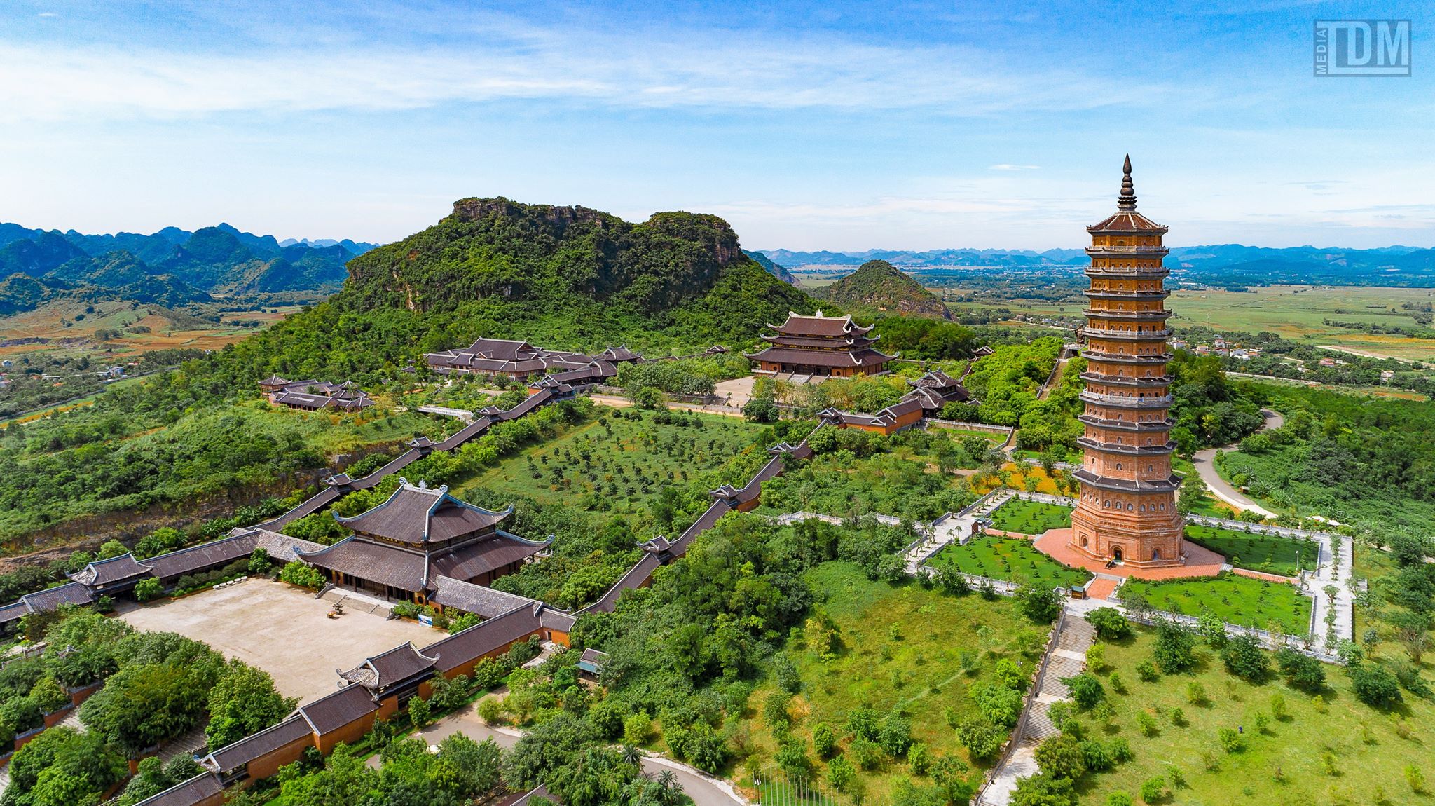 Tour Du lịch Miền Bắc 3N2D (LT5): Nôi Bài - Hà Nội - Vịnh Hạ Long - Ninh Bình - Bái Đính - Tràng An, Khởi hành Hằng ngày