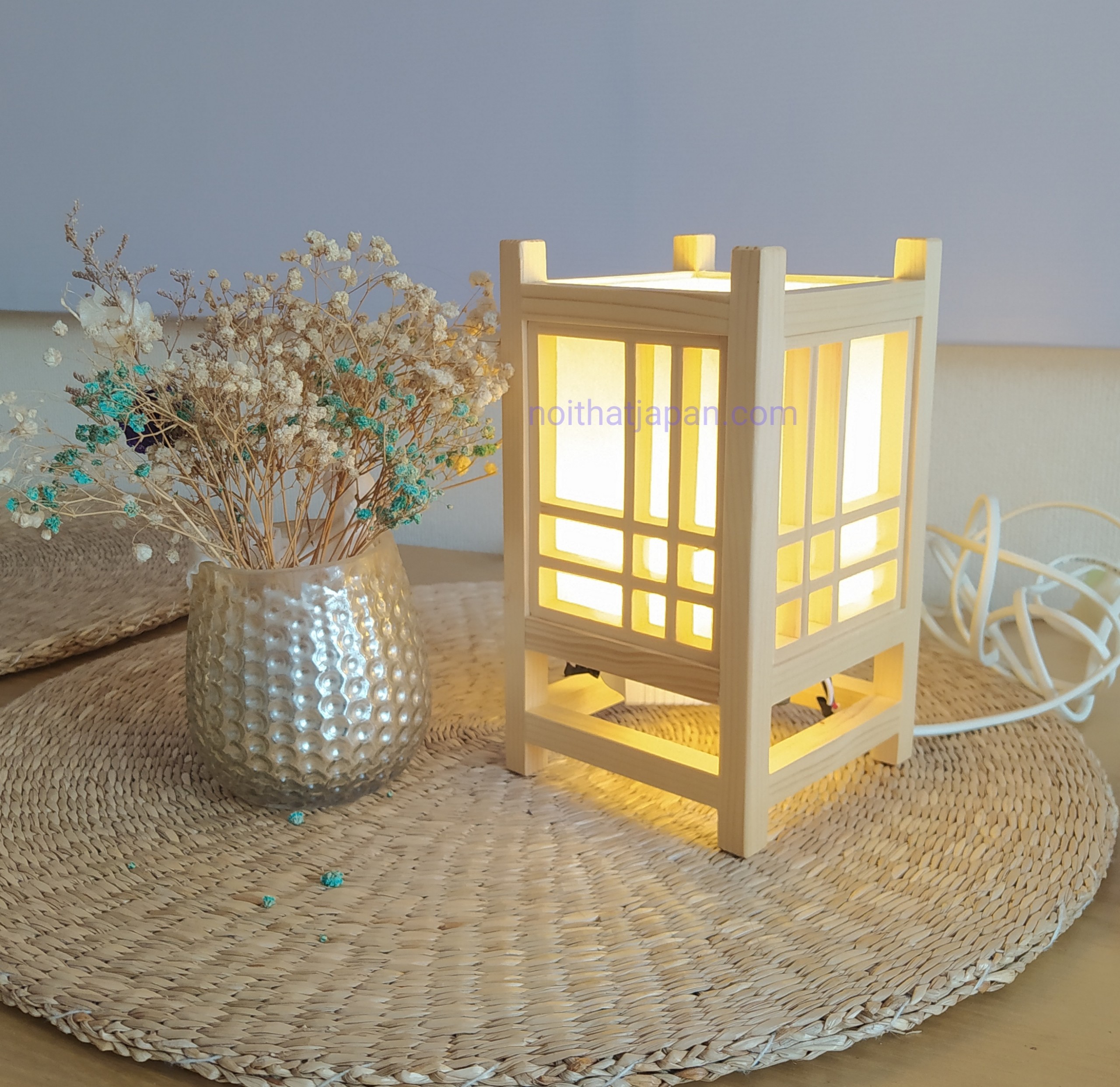 Đèn bàn gỗ tự nhiên, đèn shoji, trang trí phòng trà, phòng thiền phong cách Nhật Bản, chất liệu gỗ tự nhiên hoàn toàn kết hợp shoji Nhật bản, gồm đèn Led ánh sáng vàng