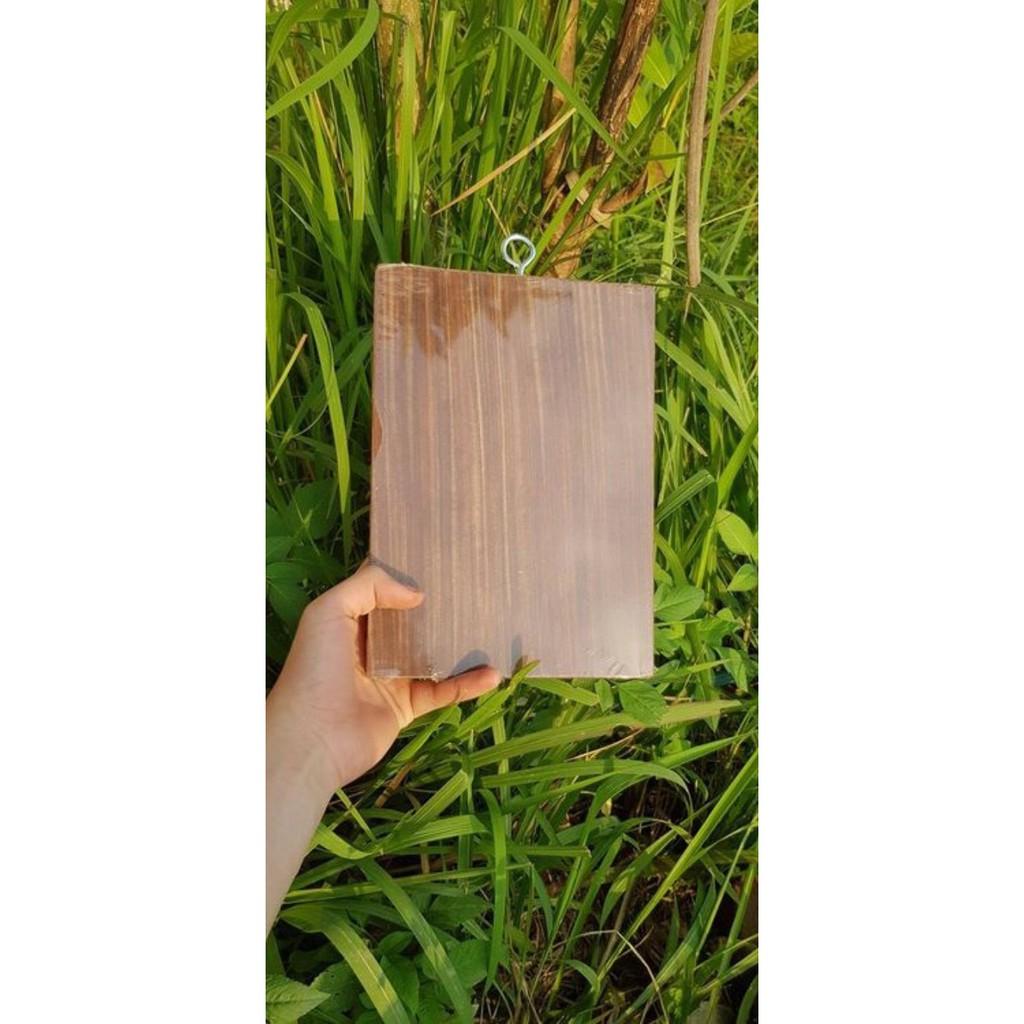 Thớt gỗ nghiến hình chữ nhật kích thước 34x24x2cm