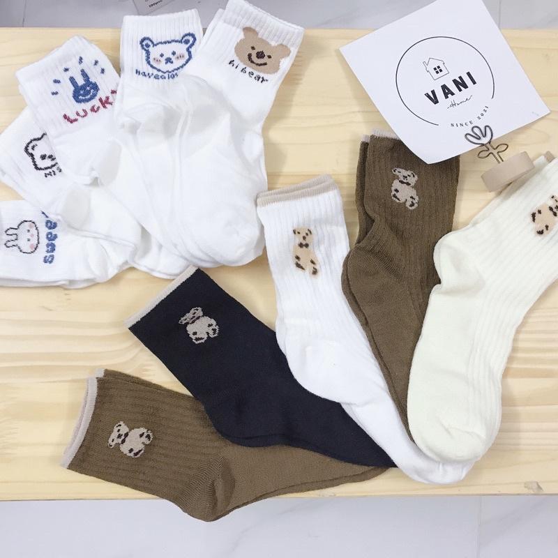 Set 5 đôi tất cổ cao tone NÂU - Combo vớ nữ cổ cao hoạ tiết hình gấu nâu vải co giãn thời trang phong cách Hàn Quốc.