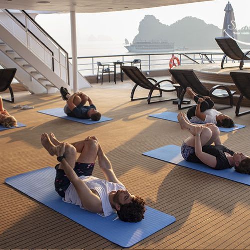 Siêu Du Thuyền 5* Scarlet Pearl Hot Nhất Vịnh Hạ Long )
