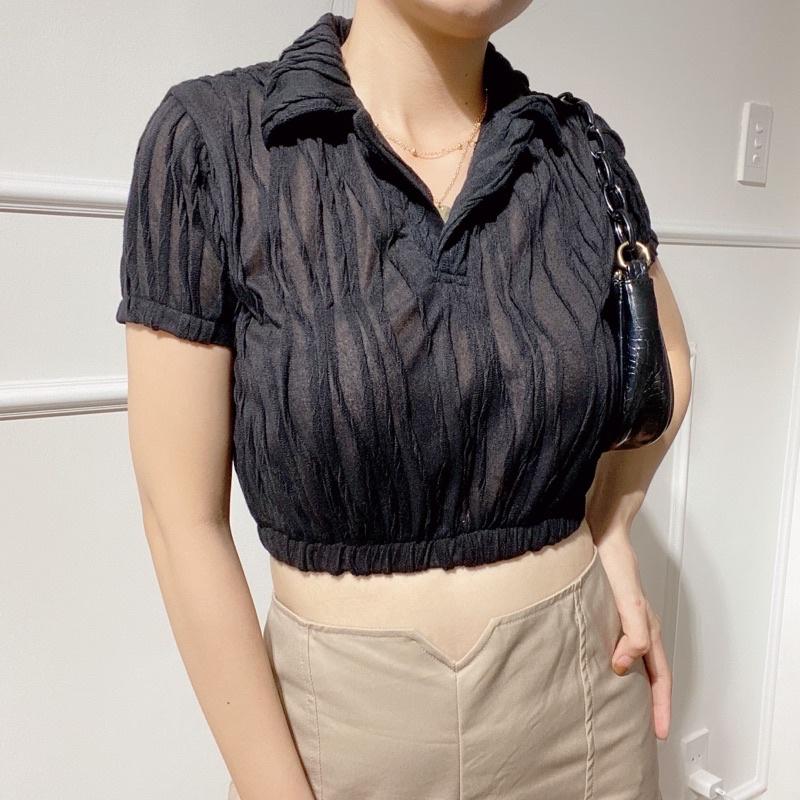 Áo thun lưới croptop xẻ trụ trắng đen- AUDREY STUDIO