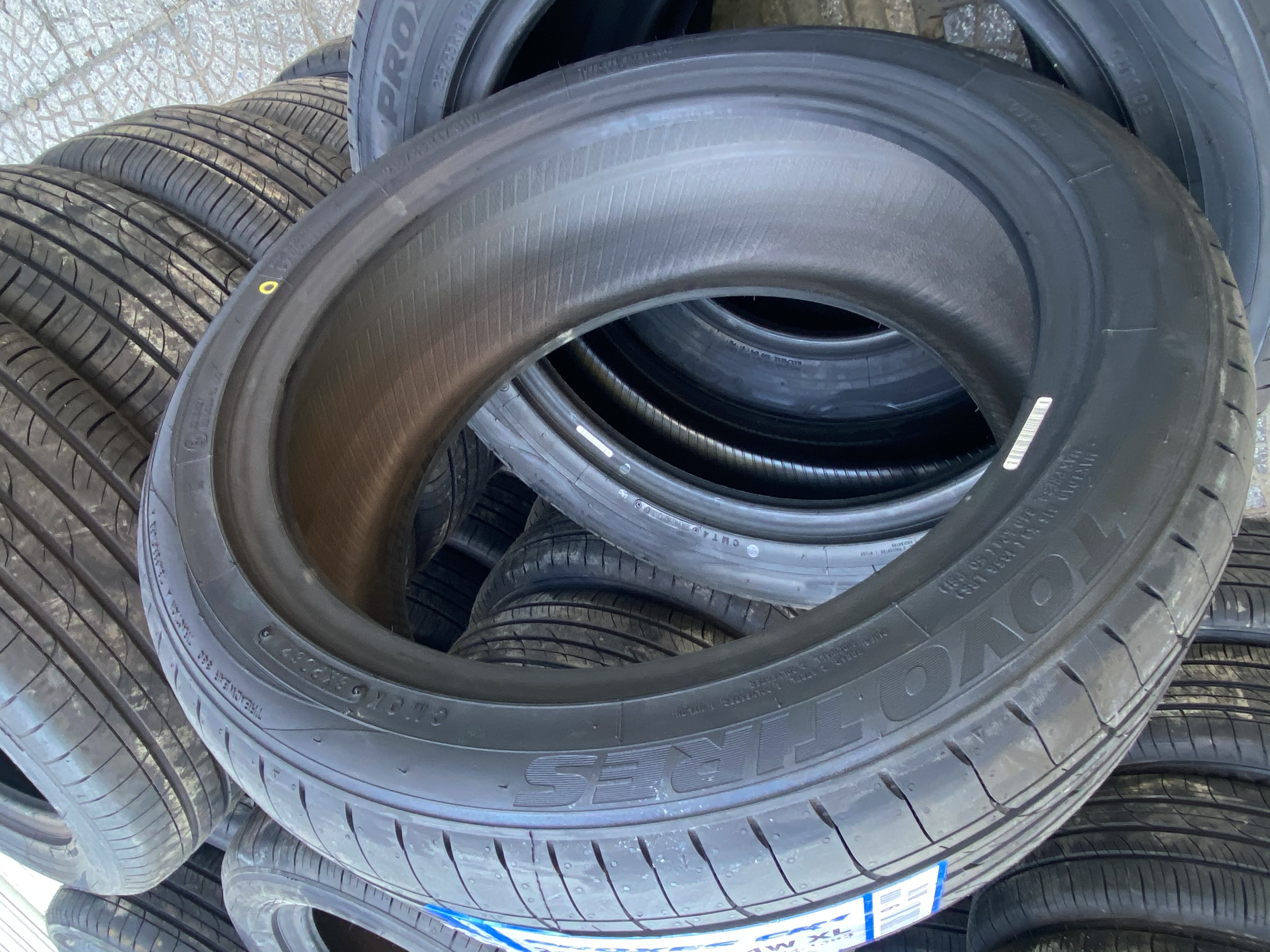 LỐP TOYO 205/65r15