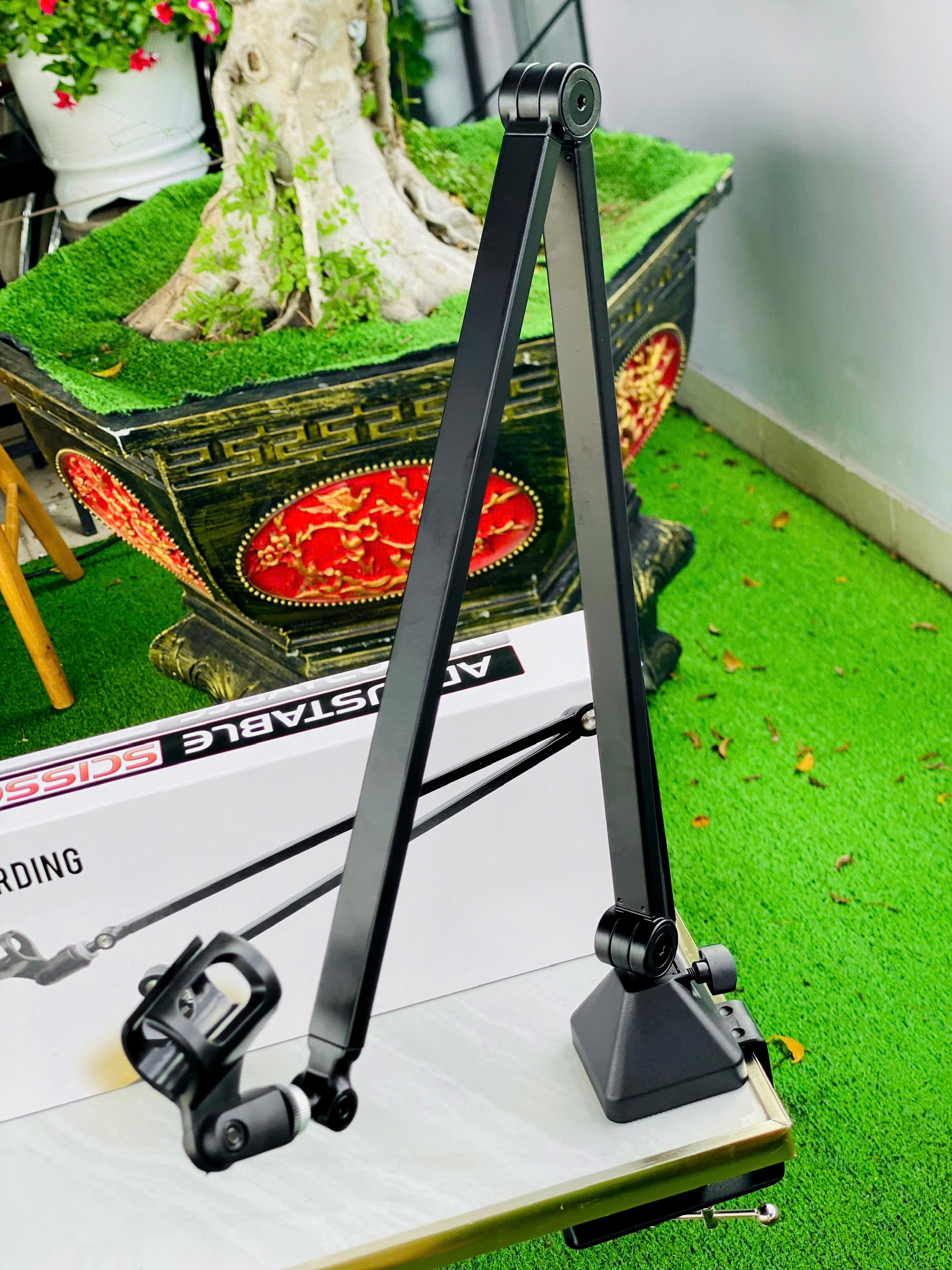 Kẹp Bàn NB36 pro Kẹp Micro NB36 dùng kẹp mic thu âm livestream chuẩn phòng thu cao cấp thép Cao Cấp Không Gỉ bám chắc dễ dàng di chuyển hàng nhập khẩu