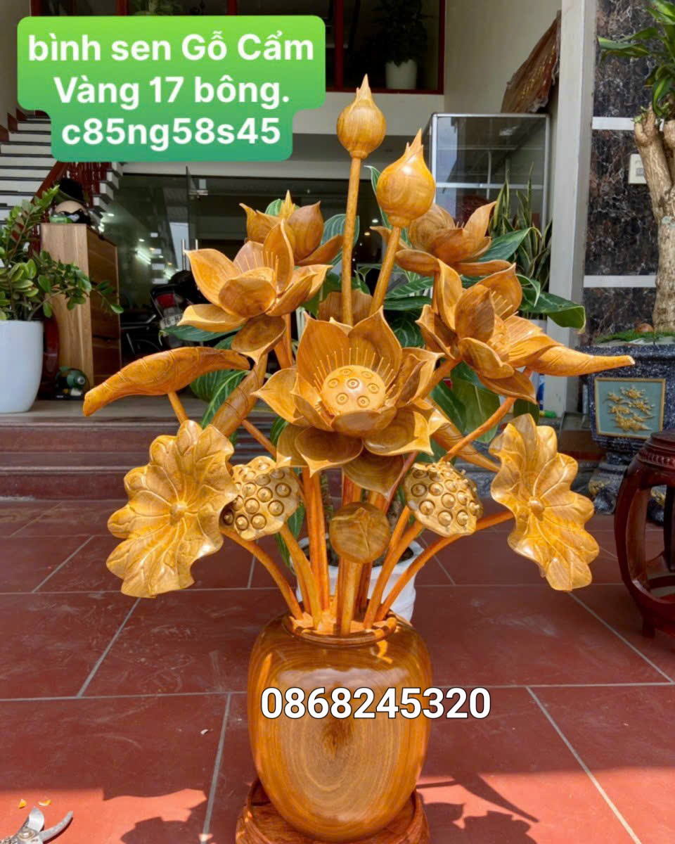 1 Bình hoa sen gỗ cẩm 17 bông