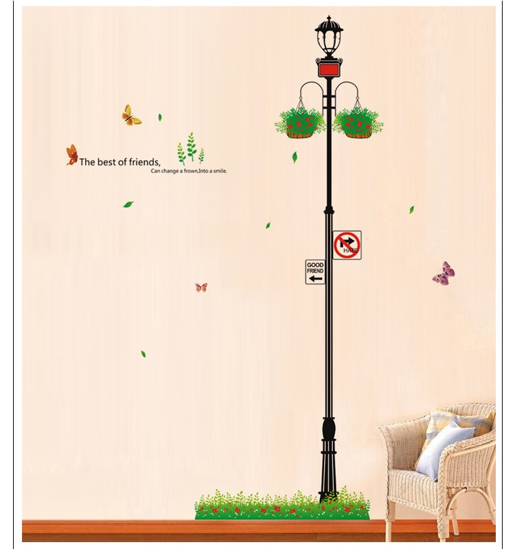 Decal dán tường cột đèn dễ thương AmyShop DKN092