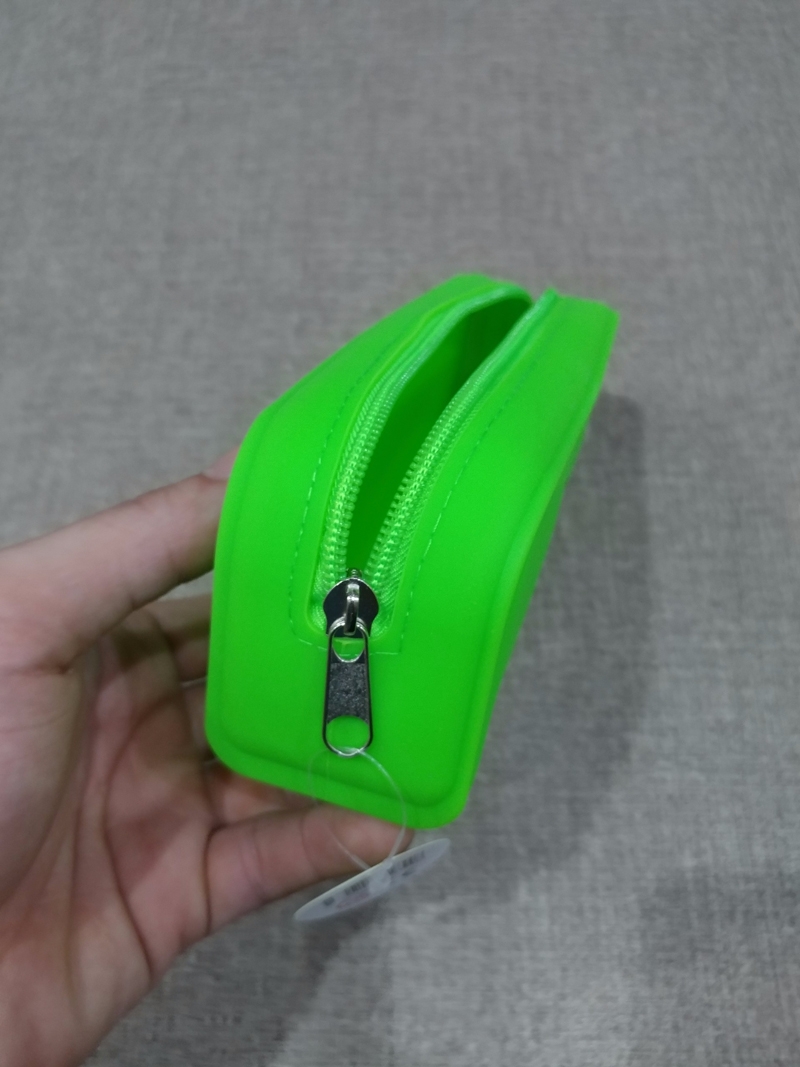 Hộp Bút Mềm Fluor - APLI 16300 - Màu Xanh Lá