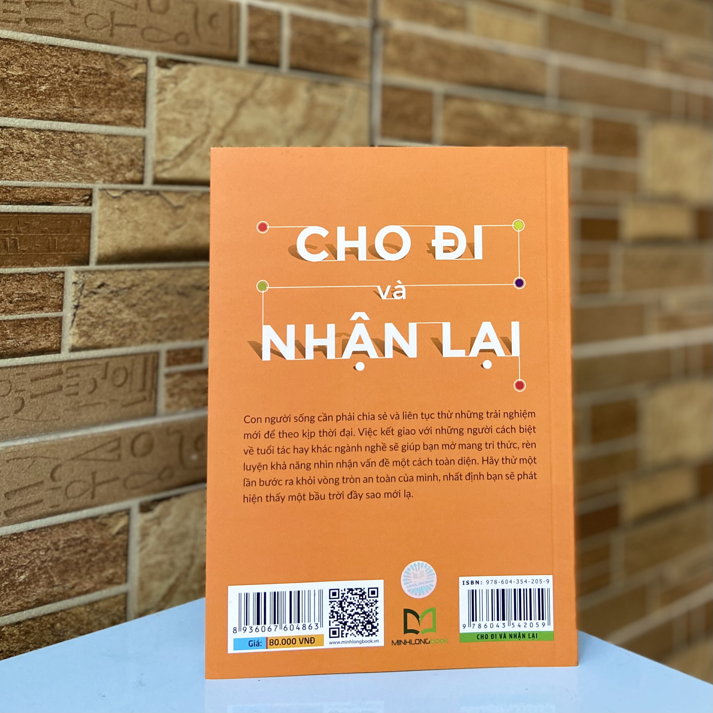 Sách: Cho Đi Và Nhận Lại - Nghệ Thuật Xây Dựng Mối Quan Hệ Nơi Công Sở