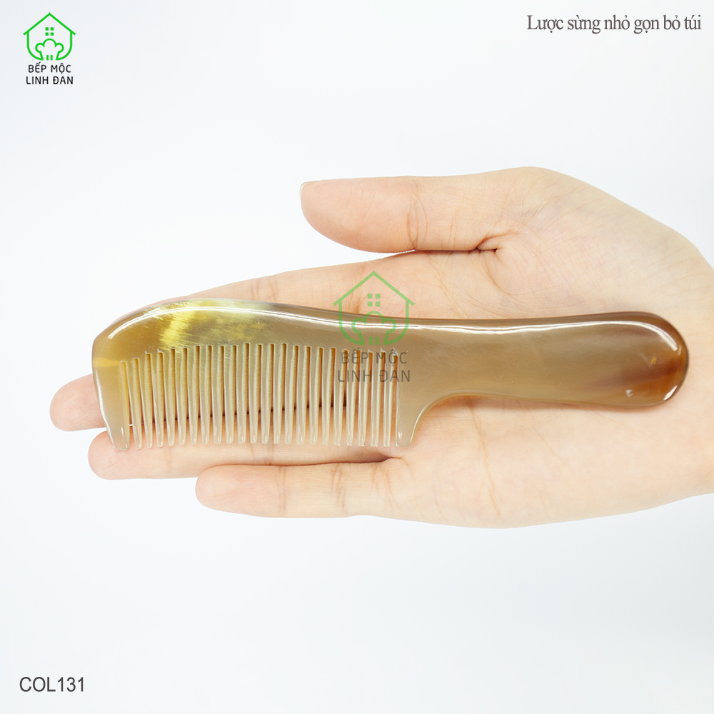 Lược Sừng Nhỏ Gọn Bỏ Túi Xách Mẫu Tiêu Chuẩn