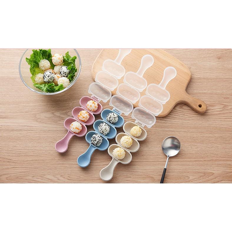 Khuôn lắc cơm cho bé lúa mạch tạo hình đáng yêu kích thích vị giác cho trẻ con bé rất thích VINKID