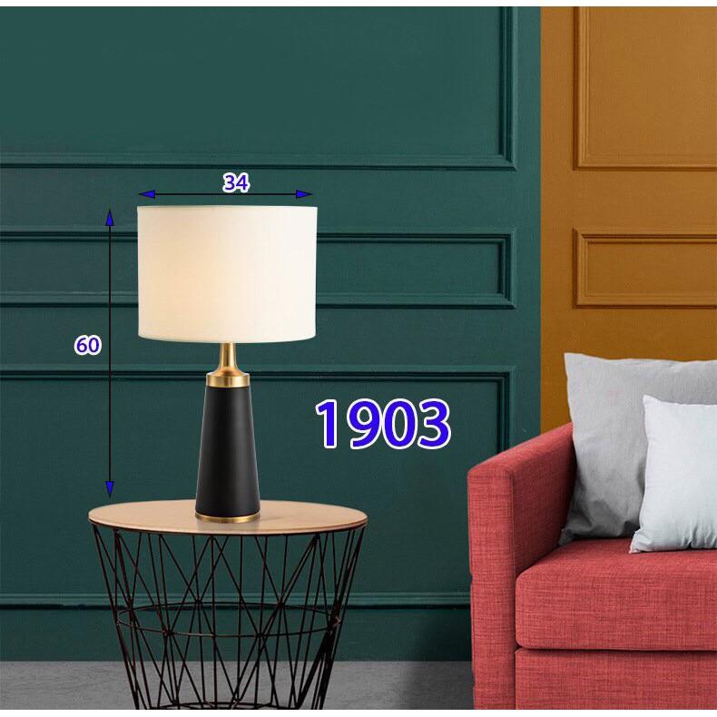 Đèn để bàn phòng ngủ decor trang trí nội thất sang trọng hiện đại mã 1903