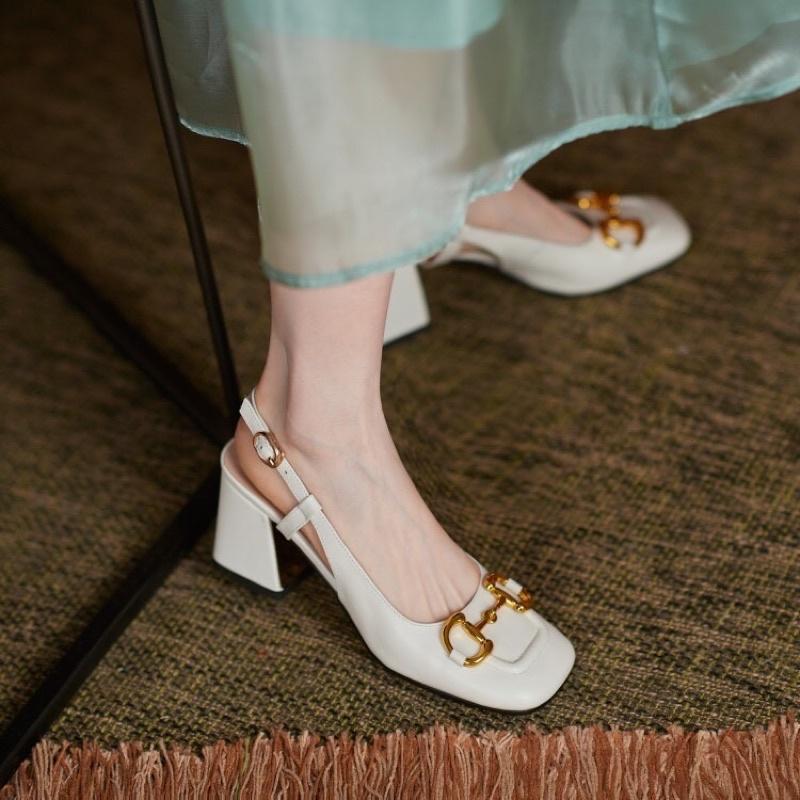 Giày cao gót mũi vuông 7 phân