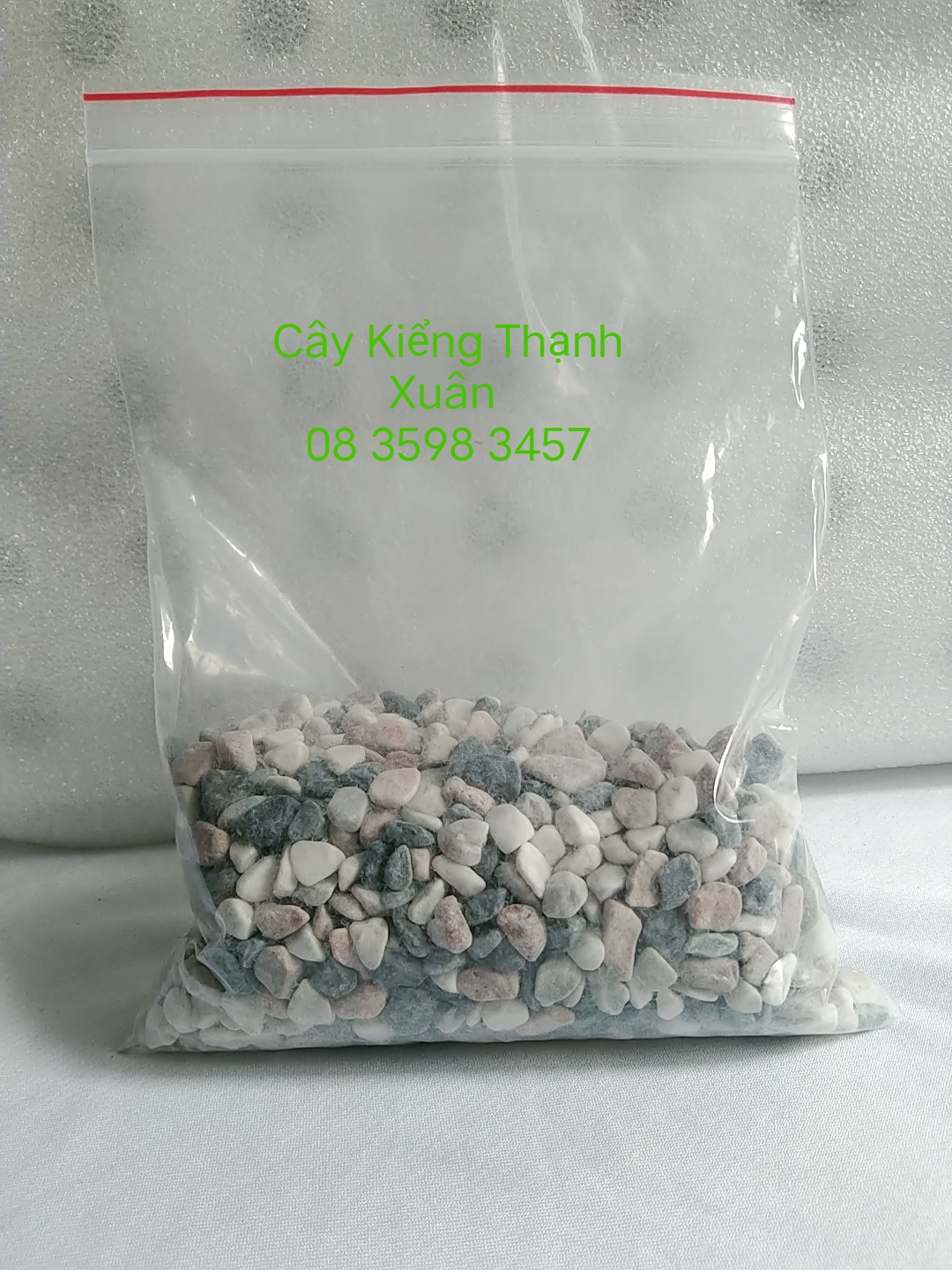 đá sỏi màu hỗn hợp  - đá trang trí trồng cây - trang trí bể cá - sân vườn 0.5 kg