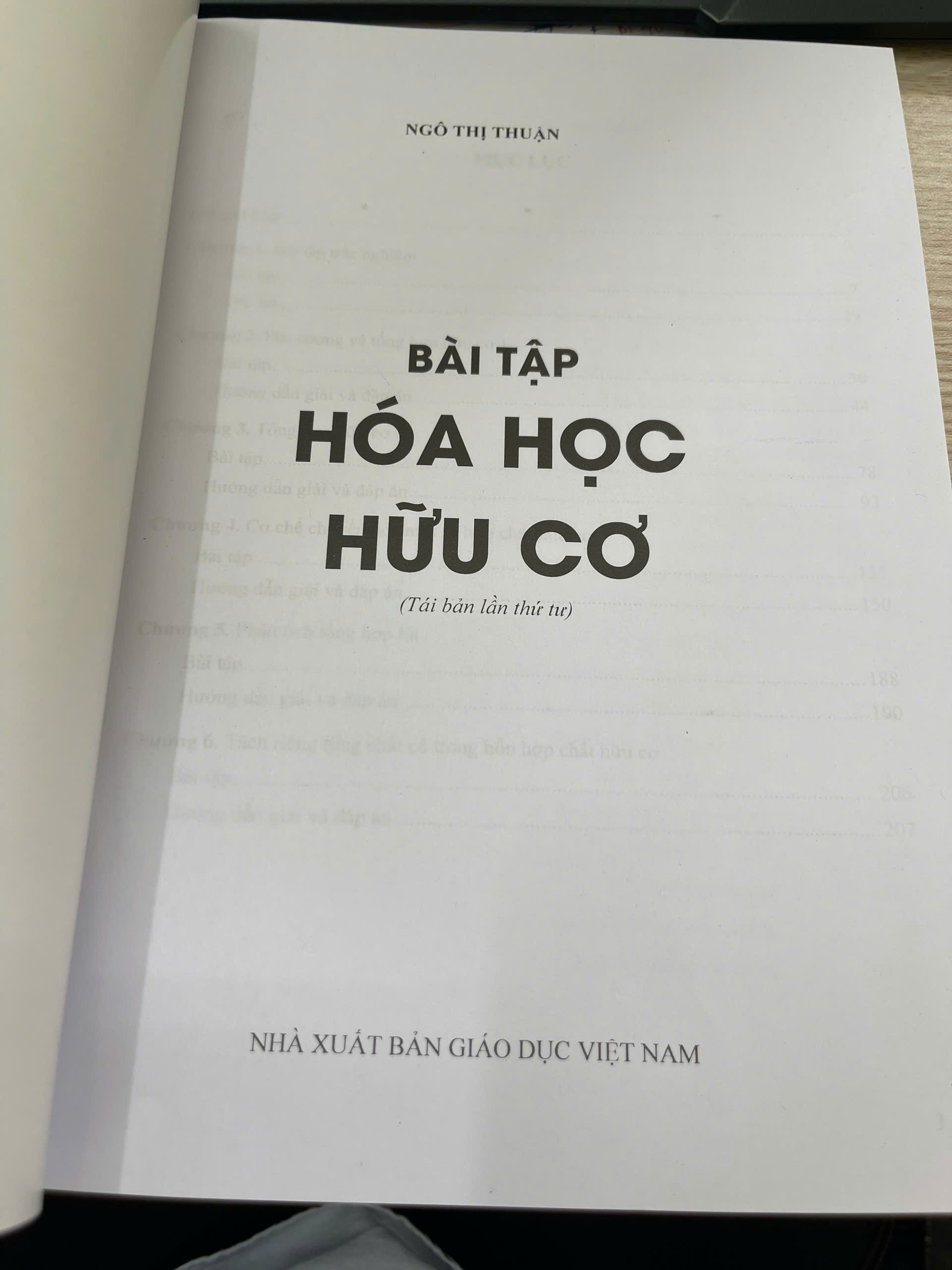 Bài Tập Hóa Học Hữu Cơ (tái bản 2025)