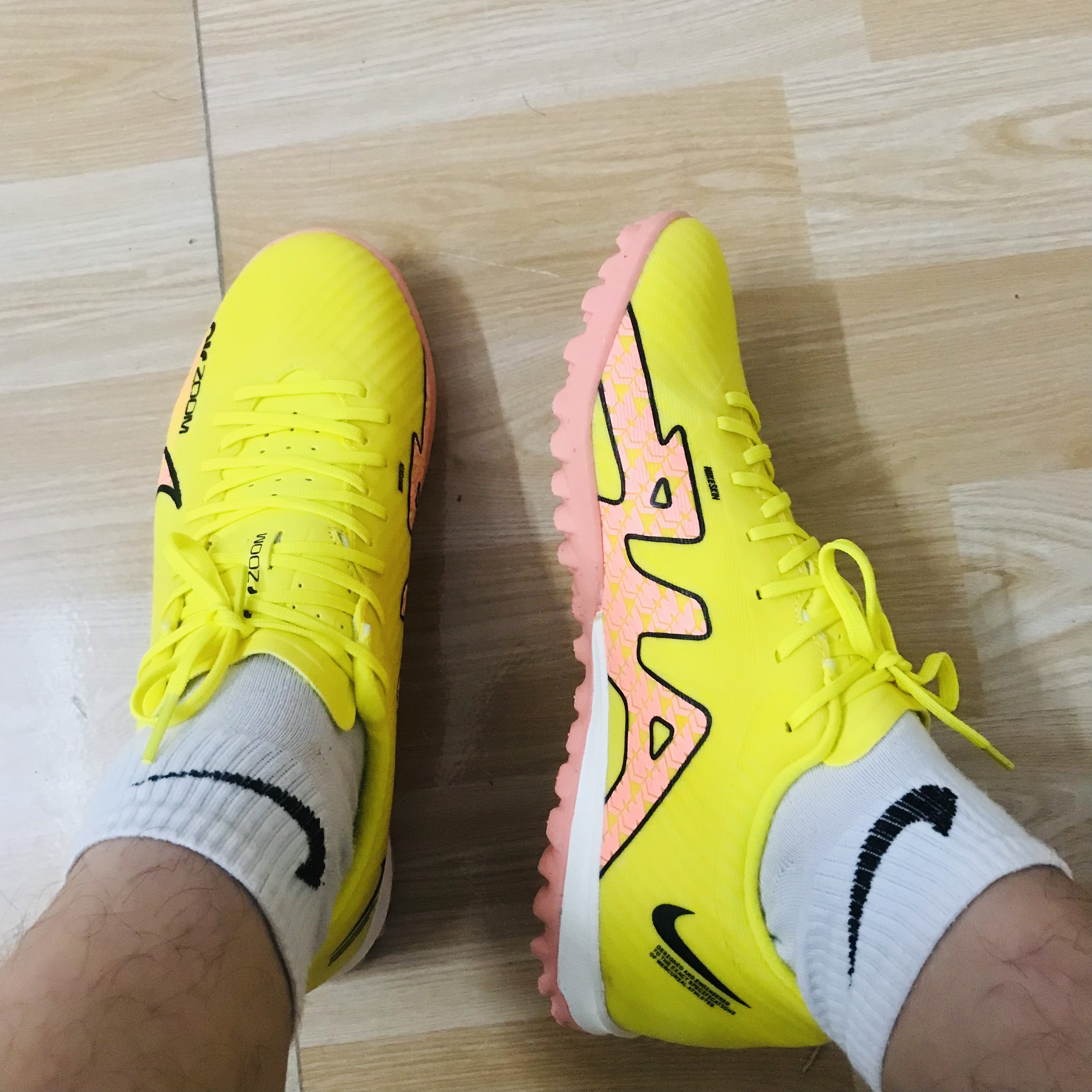 Giày đá bóng NK Zoom Mercurial Vapor 15 Academy TF chuyên sân 5, 7 người