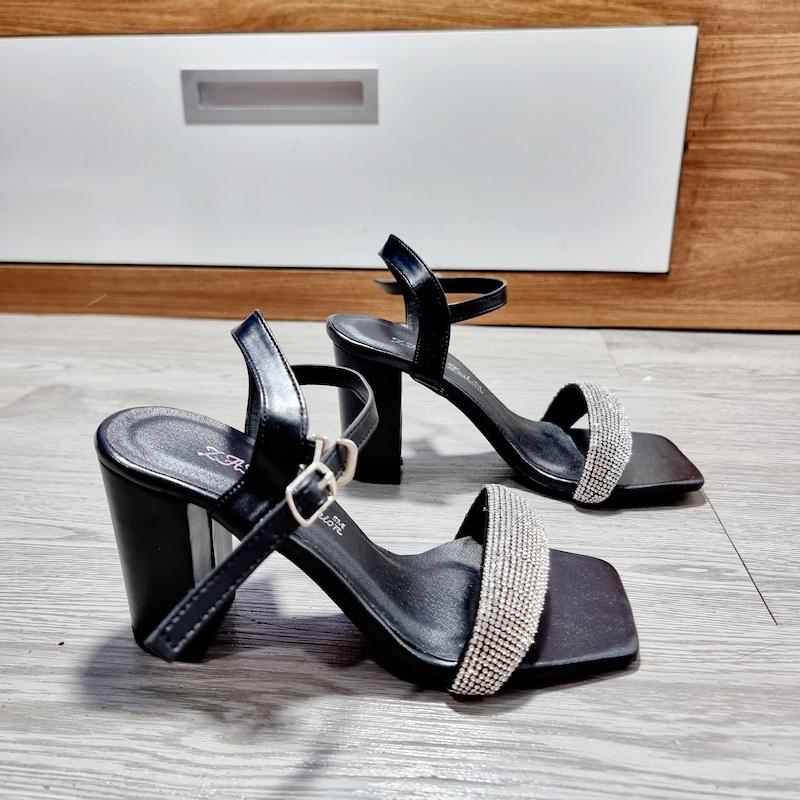Giày Sandal Nữ 7 Phân Gót Vuông Quai Đính Đá Siêu Dễ Thương Hàng Hot - MS 134