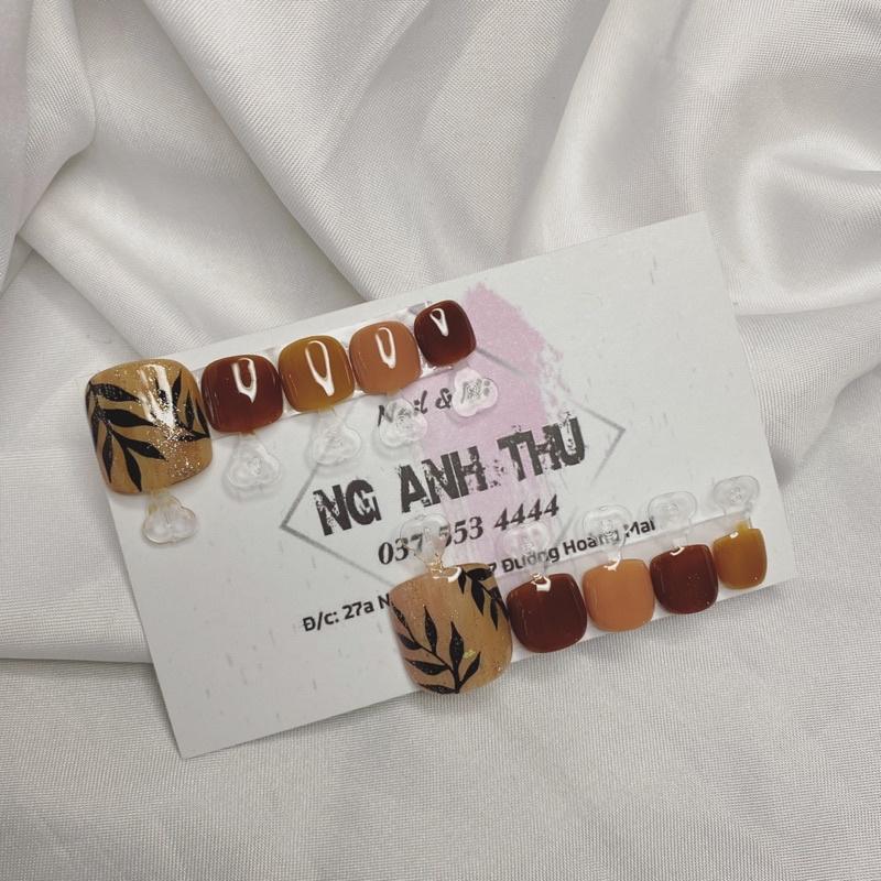 Móng chân thiết kế