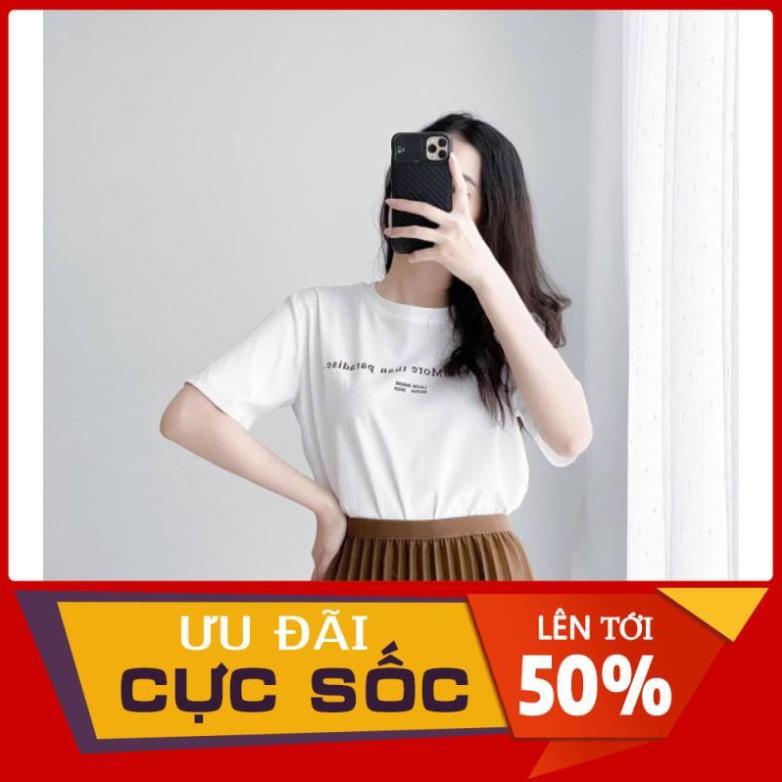 SET ÁO THUN CHỮ TRẮNG MIX CHÂN VÁY XẾP LY NÂU