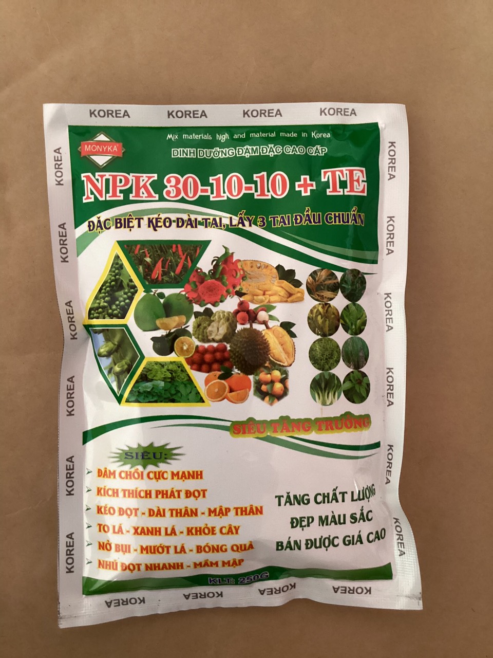 1 GÓI PHÂN BÓN NPK 30-10-10 TE , GIÚP CÂY TRỒNG XANH LÁ , RA ĐỌT