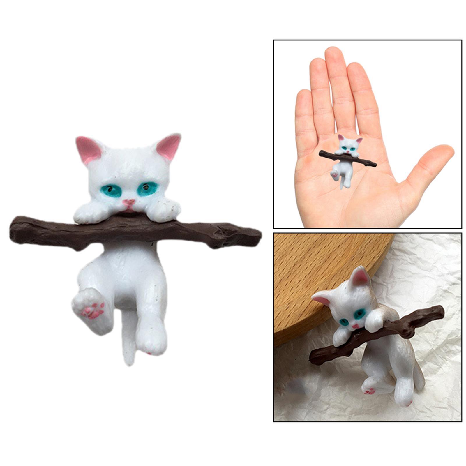 Branch Cat Car Pendant 3D Resin Pendant  for Women