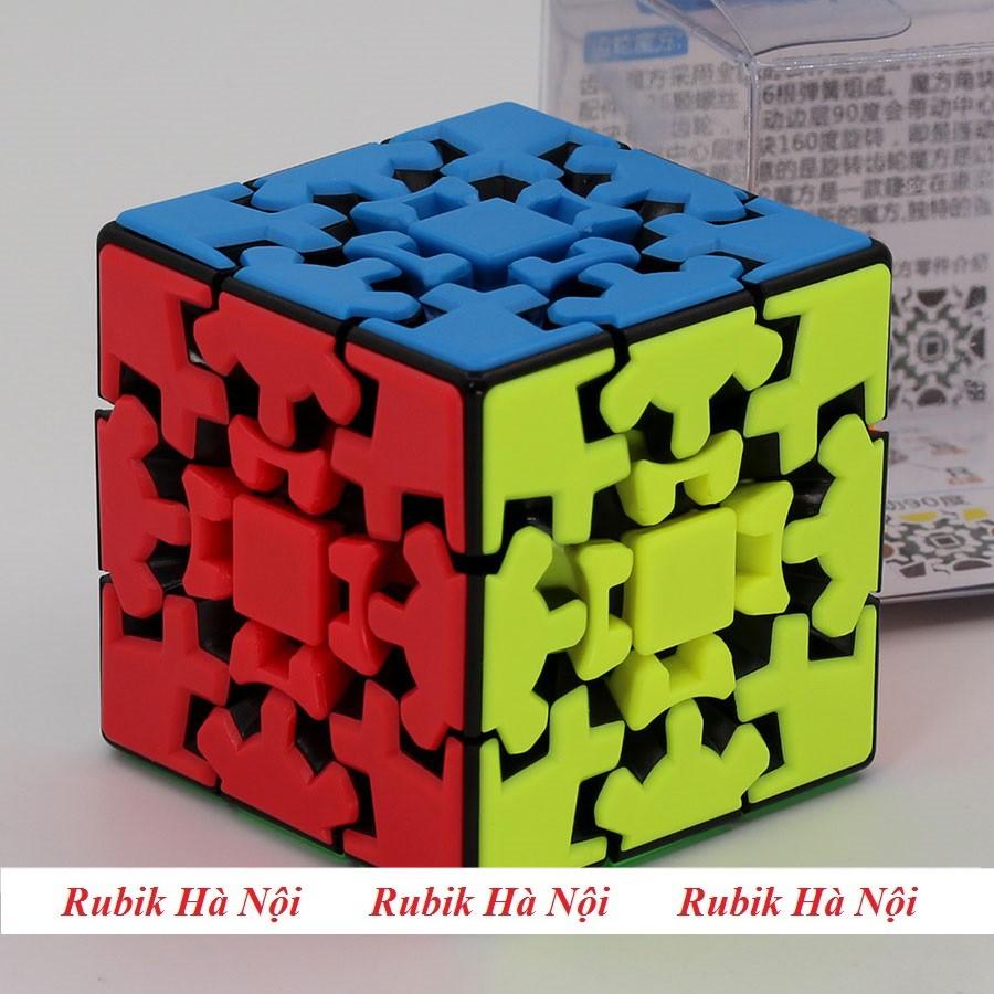 Rubik Gear V1 Stickerless Quay rất trơn và mượt