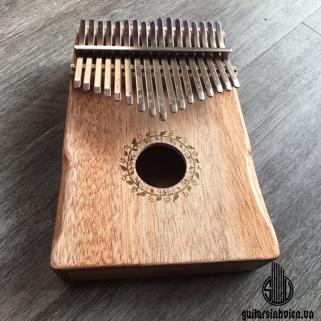 Đàn kalimba 17 phím- tặng phụ kiện âm vang