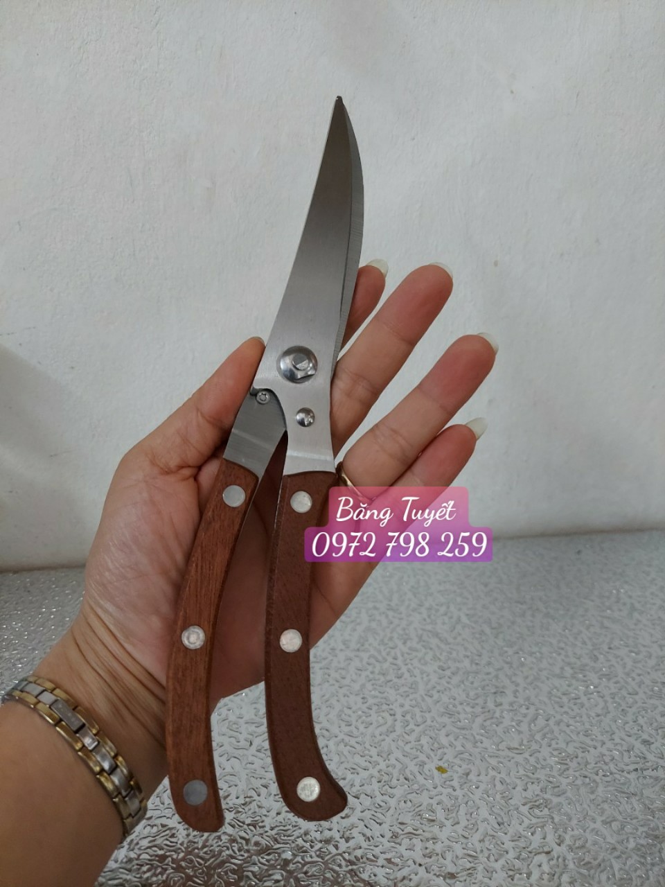 KÉO CẮT GÀ BẰNG THÉP CAO CẤP CÁN GỖ NHẬT BẢN CAO CẤP K16 –K18