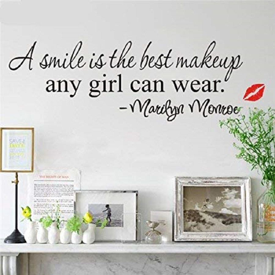Decal dán tường chữ truyền động lực A SMILE IS THE BEST MAKE UP ENY GIRL CAN WEAR