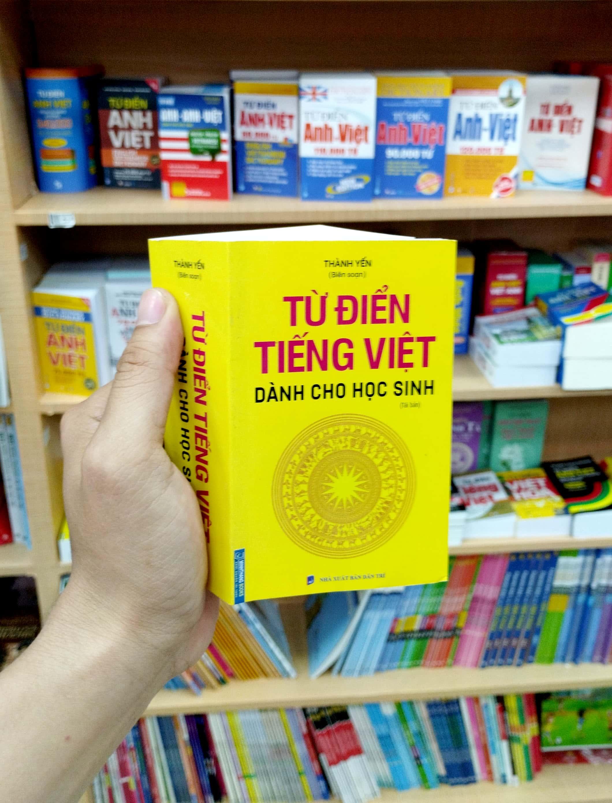 Từ Điển Tiếng Việt Dành Cho Học Sinh (Khổ Nhỏ) (Tái Bản 2022)