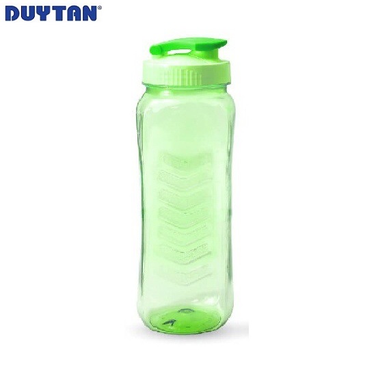 Bình nước nhựa Duy Tân có quai 500ml (6,7 x 6,7 x 19,4 cm) - 32529 - Giao màu ngẫu nhiên - Hàng chính hãng
