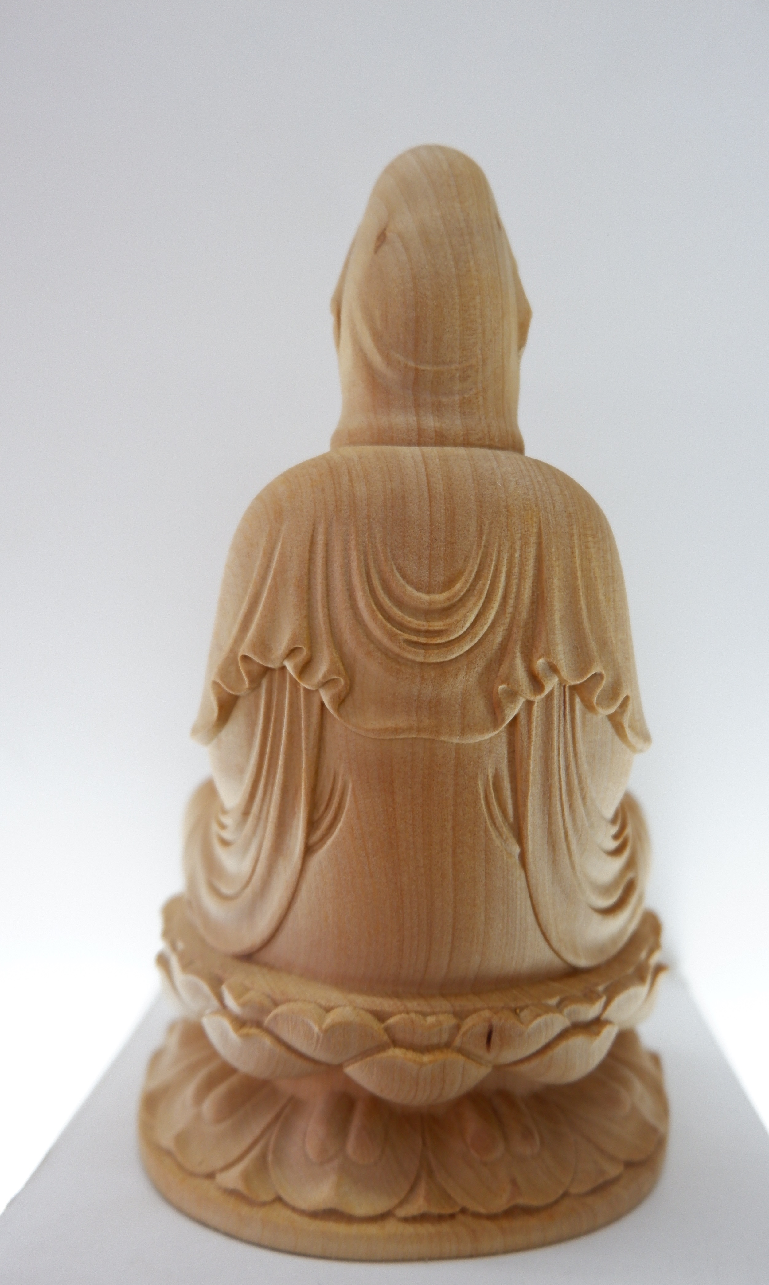 Tượng gỗ Phật Bà Quan Âm