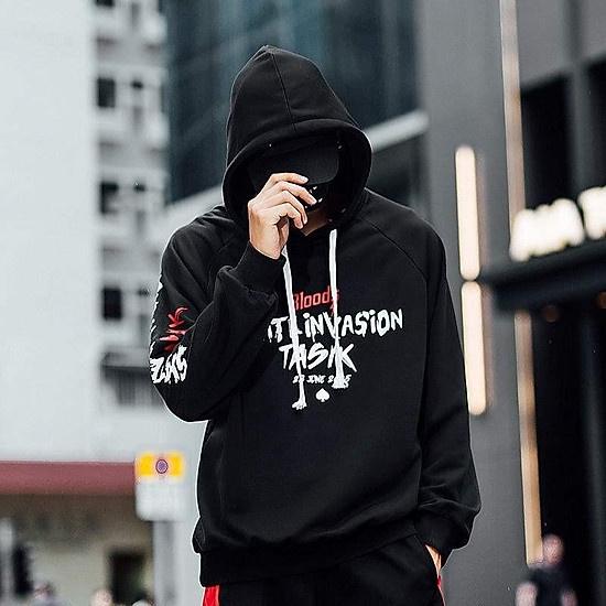 Áo Hoodie Nỉ Ngoại In Chữ Bloods,chất PE mềm mịn thấm hút tốt,phong cách cực chất,Áo Hoodie in chữ form rộng có nón chất nỉ bông mềm mịn chống lạnh, nắng siêu tốt