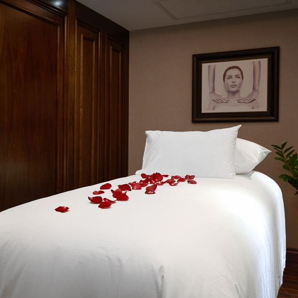 Du Thuyền 5 Sao Paradise Grand, Hạng Phòng Grand Balcony