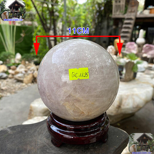 Quả cầu thạch anh hồng giúp gia tăng năng lượng dương cho không gian sống-11cm-1.9kg-QC1125