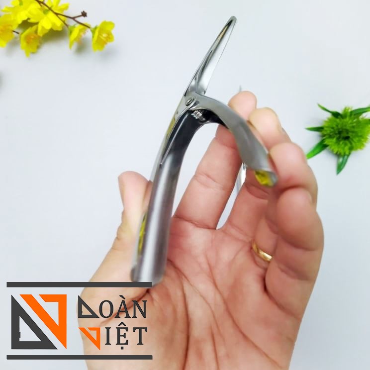 Bí Quyết Tách vỏ TÔM Siêu Nhanh - loại lớn INOX 304. Dụng cụ tách bóc vỏ tôm sử dụng dễ dàng gọn nhẹ ĐẸP, TIỆN DỤNG phù hợp cho Nhà Hàng, Quán Ăn và mọi Gia Đình