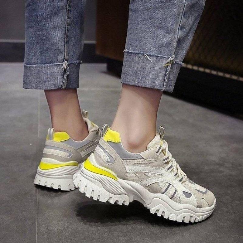 GIÀY THỂ THAO VÂN NHIỀU MÀU - 4P