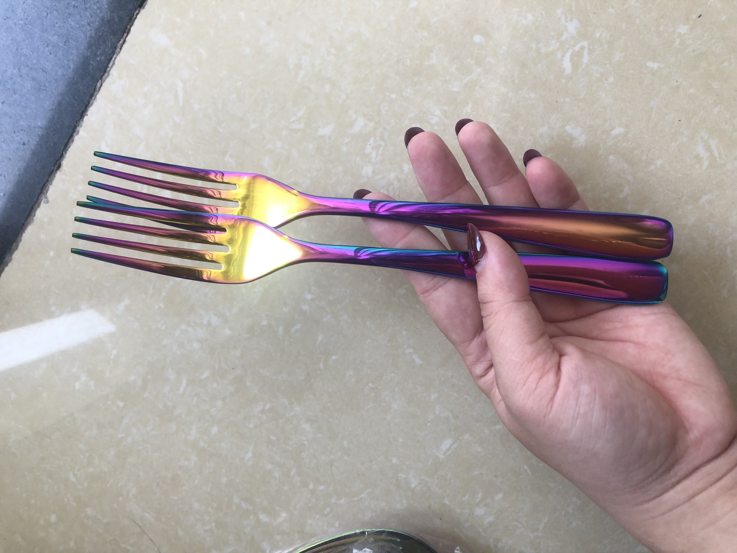 Dĩa inox ,Nĩa inox 304 ăn bít tết cao cấp, sang trọng, tinh tế cầu vòng màu sắc