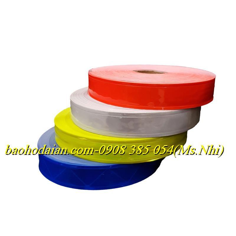 Cuộn phản quang nhựa kiểu trơn 2.5cm x 50m may đính kèm quần áo- Hình thật