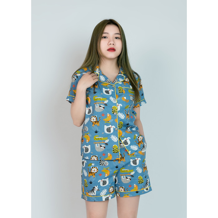 Bộ đồ ngủ Pijama nữ áo cộc quần đùi màu ghi hình còn hổ