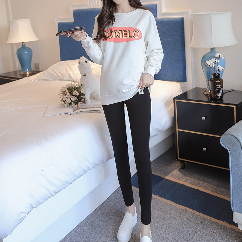 Quần bầu Legging Mèo chất liệu cotton pha thun co giãn tối đa vô cùng mềm mại và êm ái