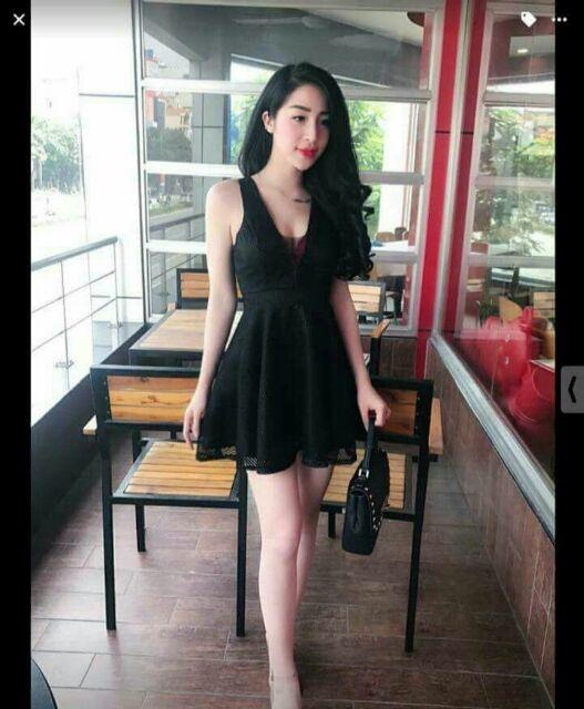Đầm lỗ xòe pha lưới