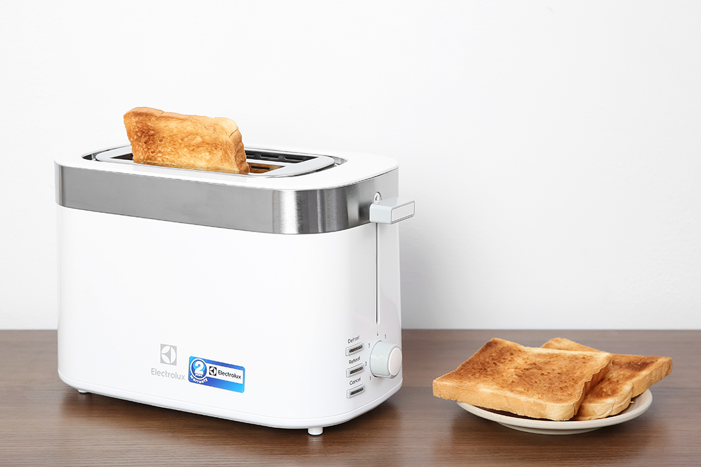 Máy nướng bánh mì Electrolux E2TS1-100W - Hàng chính hãng